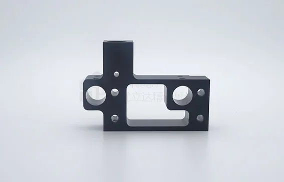 Parti CNC - Staffa fissa